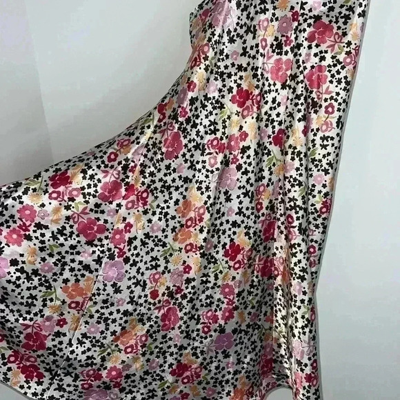 MORGAN TAYLOR SLIP DRESS SMALL - Picture 11 of 11